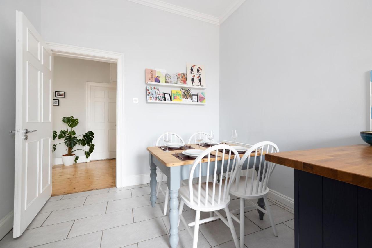 Altido Glamorous 2-Bed Flat Near Edinburgh Castle Esterno foto